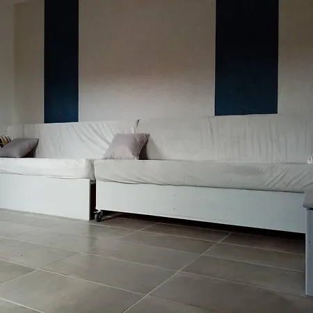 Σπίτι διακοπών Maison Confortable A Avec Garage. *